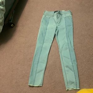 Hollister light wash skinny jeans